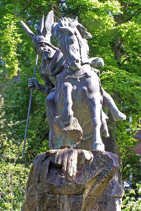 Widukind Denkmal